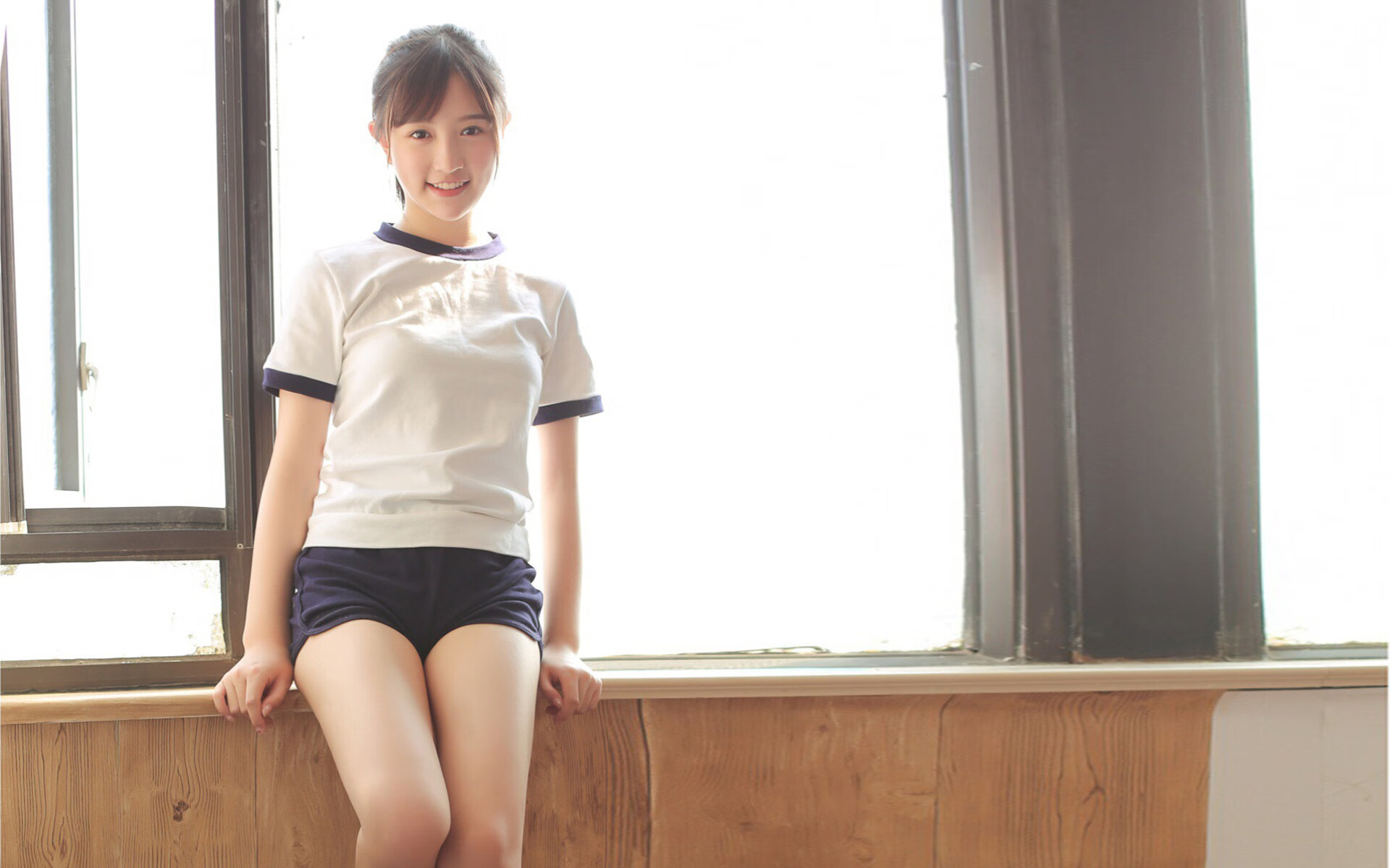 AYX体育-混合泳对决摩纳哥沉着冷静，混合泳决赛视频